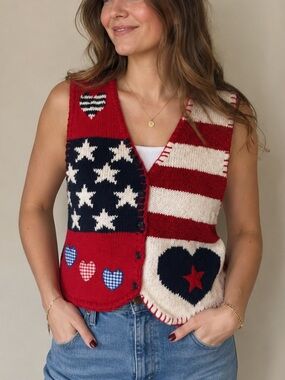Marsh Landing Vintage Patriotic Knit Vest